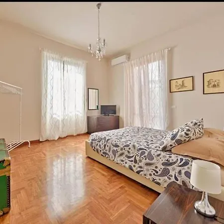 Appartement Key Vatican Wall
